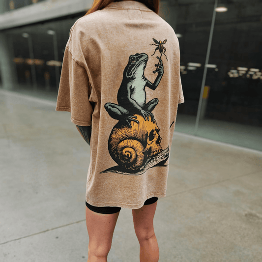 Brown Frog Snail Vintage Oversized Tee