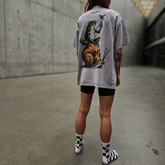 Grey Frog Snail Vintage Oversized Tee