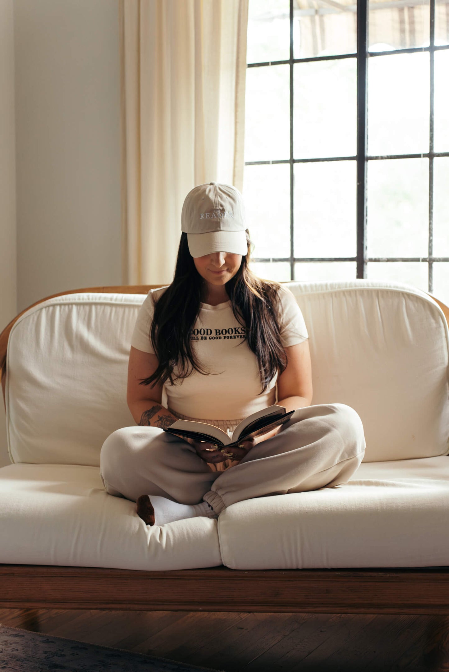 The Reader Hat