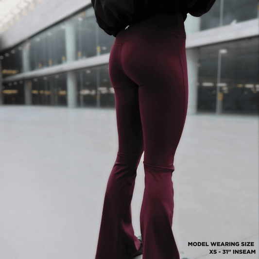Everyday Flare Leggings image 0