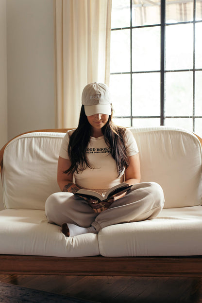 The Reader Hat