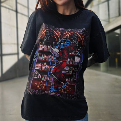 Library Frog Vintage T-shirt